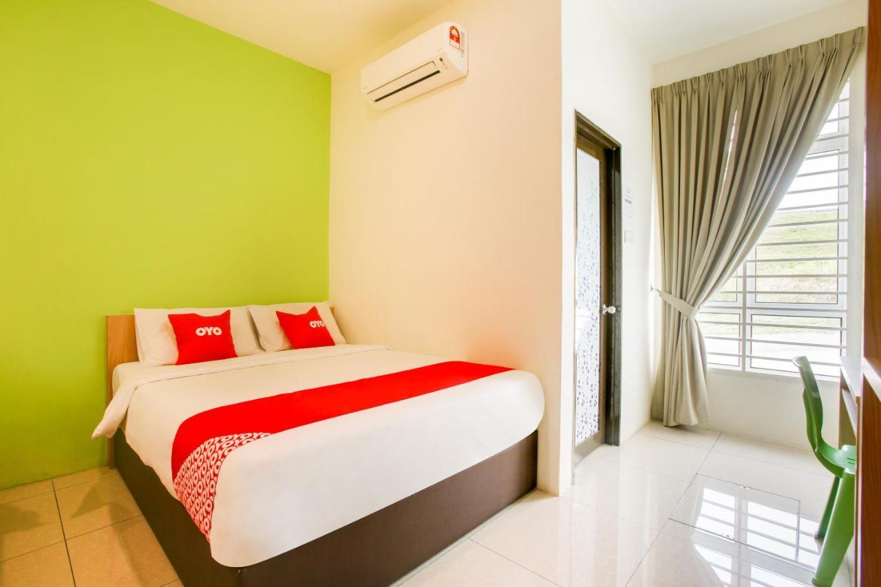 Oyo 89677 Sunflower Hotel Seremban Kültér fotó
