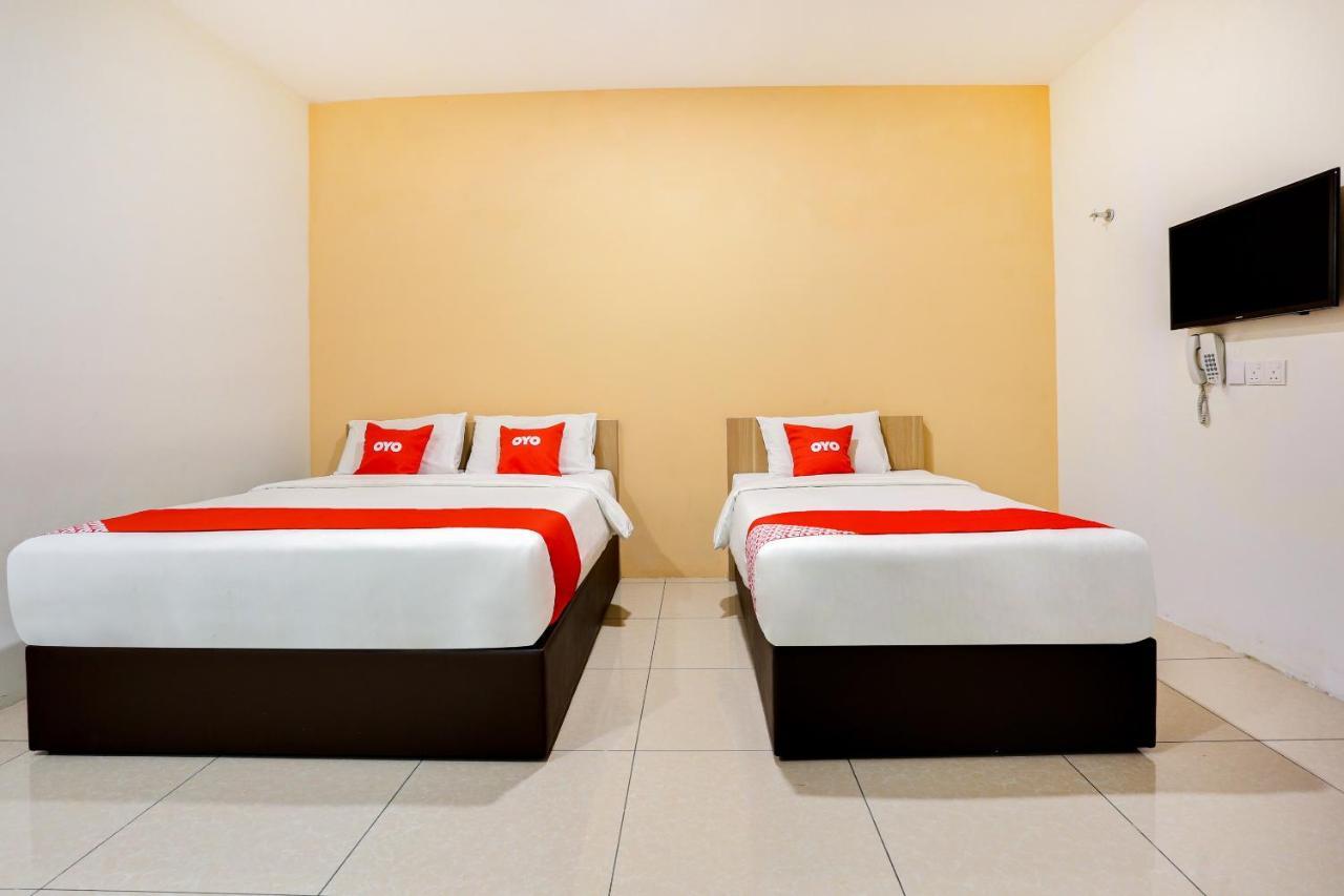 Oyo 89677 Sunflower Hotel Seremban Kültér fotó