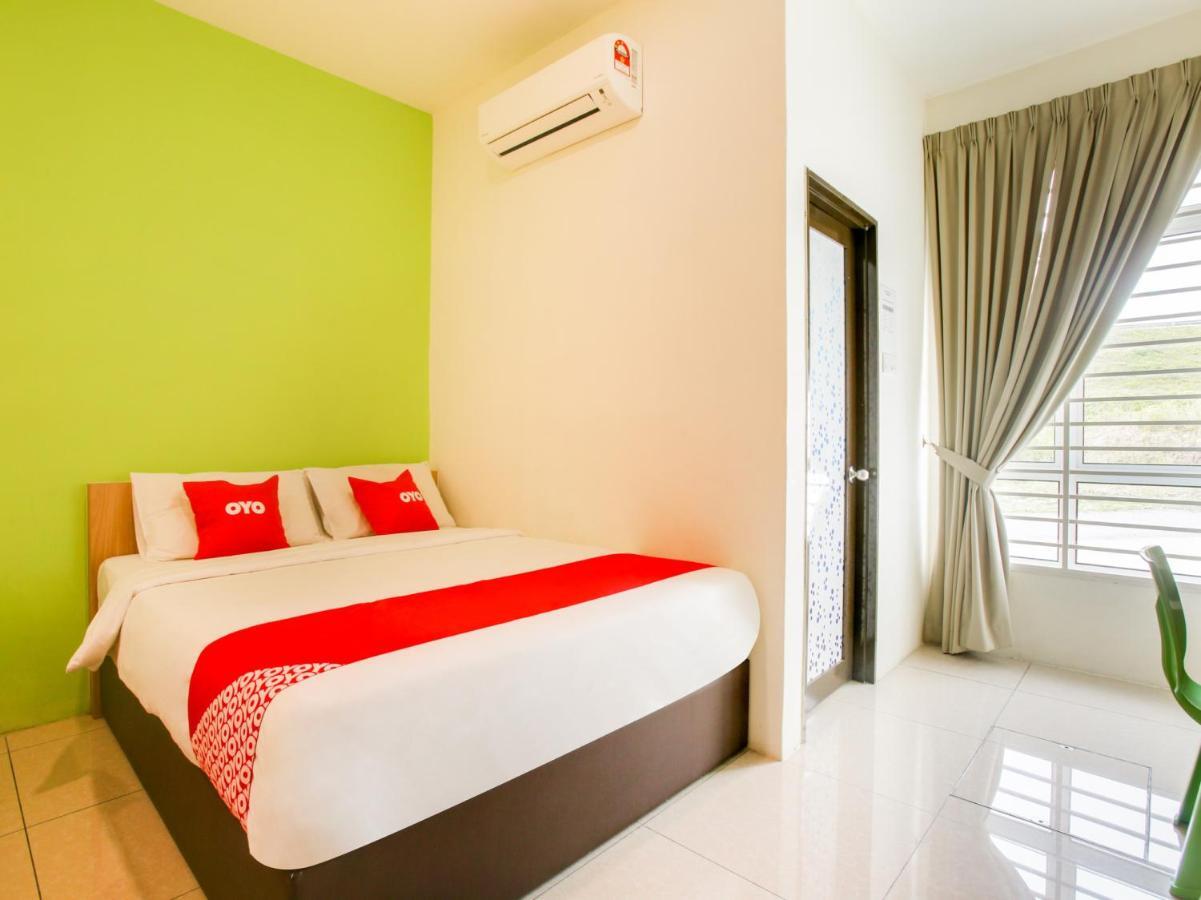 Oyo 89677 Sunflower Hotel Seremban Kültér fotó